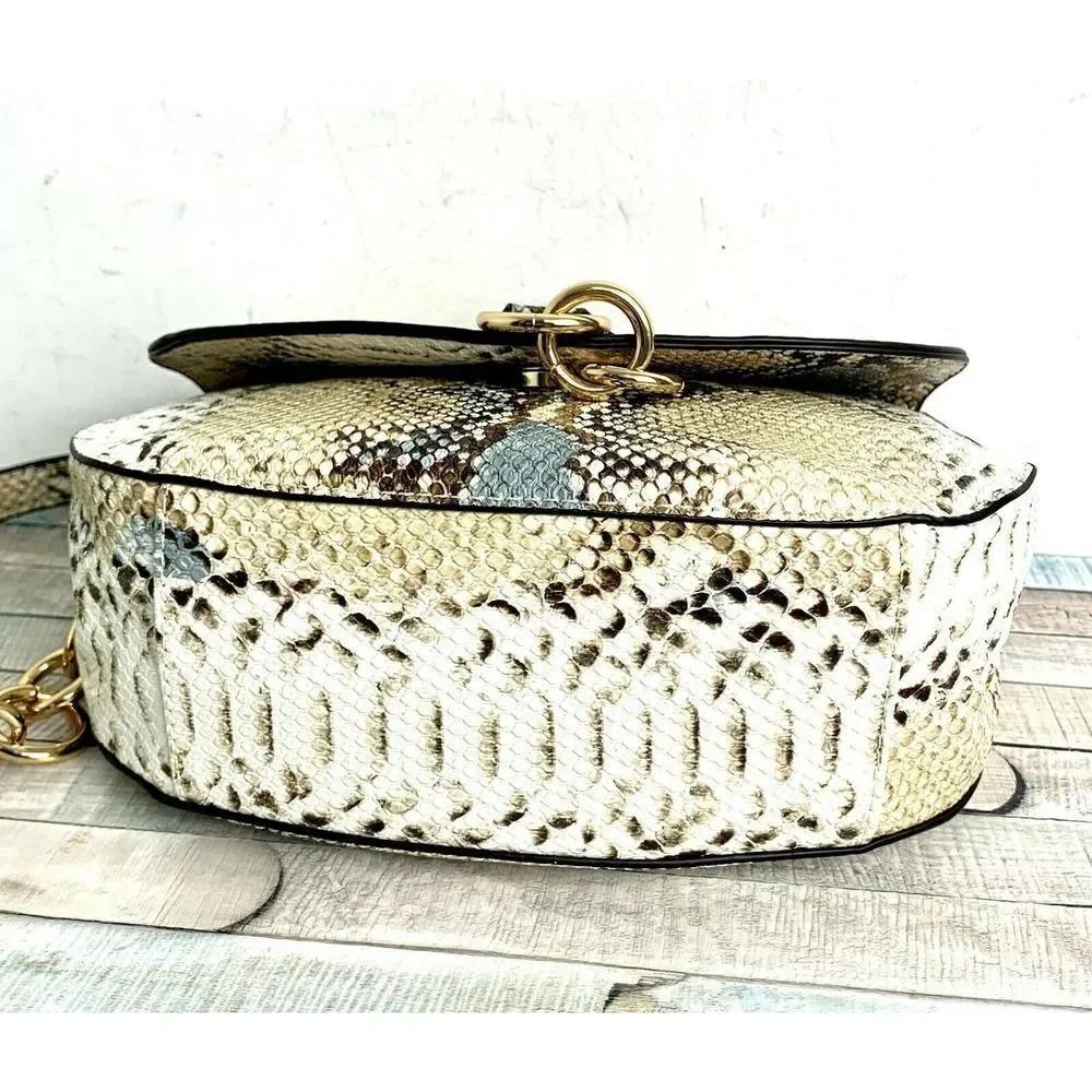 NEW JustFab GRAY BEIGE SNAKE PRINT VEGAN LEATHER MEDIUM FLAP SHOULDER BAG PURSE